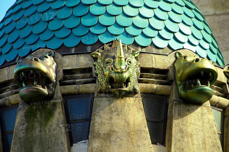 The art nouveau Elephant house at the Budapest Zoo & Botanical Garden (F?városi Állat- és Növénykert) Hungary, Budapest, Central Hungary, Hungary, Europe