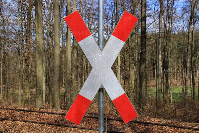 St Andrew's cross at an ungated level crossing near Weißach