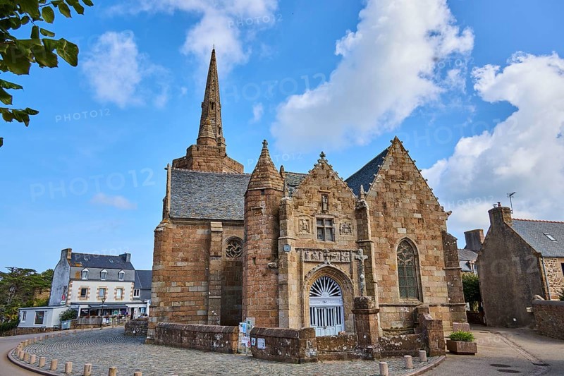 Chapelle de la Clarté Notre Dame de la Clarté. Church built between the 15th and 18th centuries in Breton Gothic style, religious building, Perros-Guirec, Brittany, France, Europe