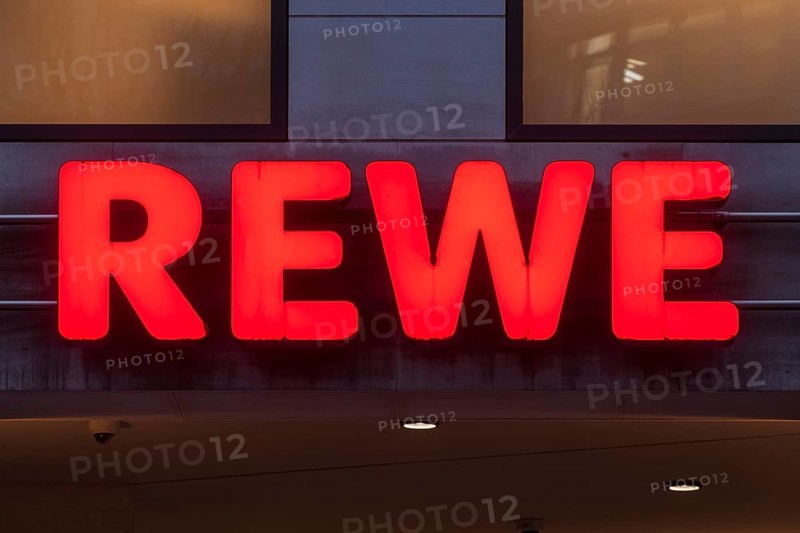 REWE Marken-Discount, Logo at dusk, Bremen, Germany, Europe