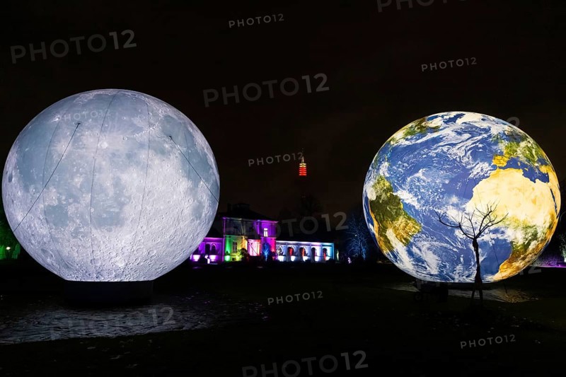 The Winter Lights will take place in the Palmengarten in Frankfurt from 7 December 2024 to 12 January 2025. Almost 30 light installations await visitors along a circular route. This winter's highlights include a ten-metre-high globe and moon. An eleven-strong team spent four days laying around twelve kilometres of cable and installing 700 spotlights. Frankfurt am Main, Palmengarten, Hesse, Germany, Europe