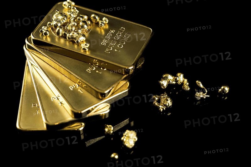 Gold bars 999 precious metal