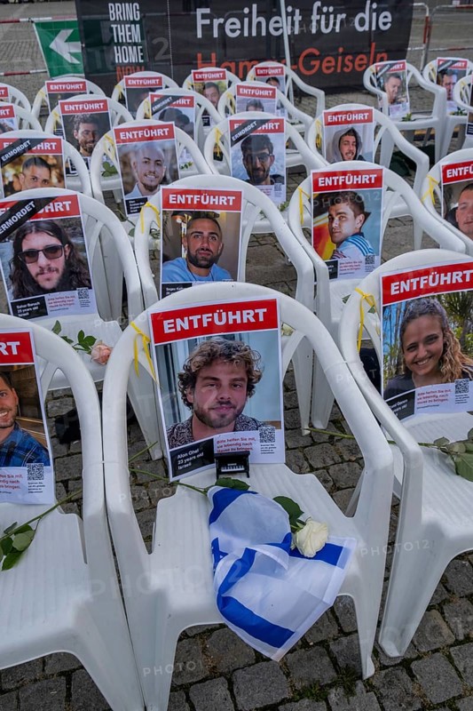 Germany, Berlin, 07.10.2024, Bebelplatz, commemoration of Hamas terror on 7 October 2023, empty chairs with photos (pictures) of hostages, Europe