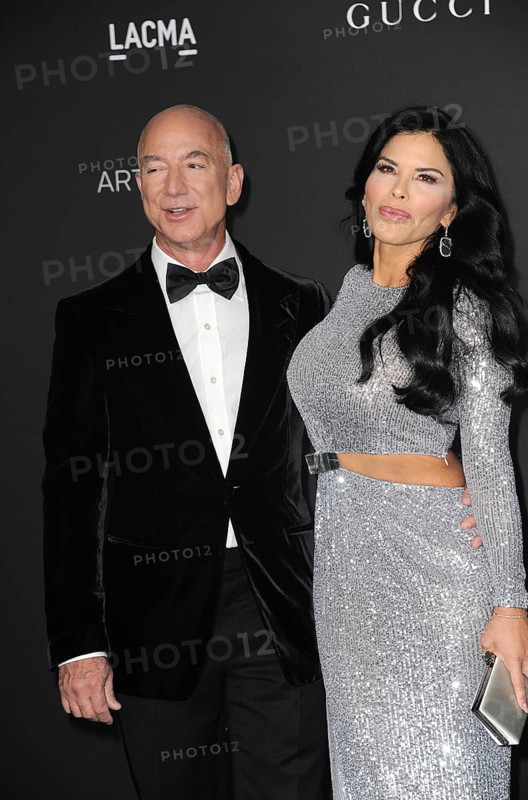 Jeff Bezos and Lauren Sanchez at the 10th Annual LACMA ART+FILM GALA Presented By Gucci held at the LACMA in Los Angeles, USA on November 6, 2021