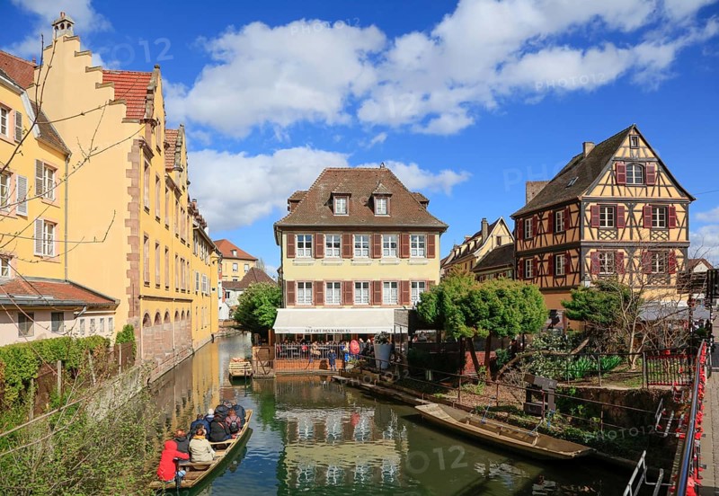 Petite Venise, Little Venice, half-timbered houses on the banks of the Lauch, old town of Colmar, Haut-Rhin department, Alsace, France, Europe
