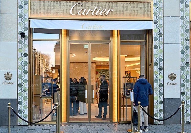 Cartier boutique on Königsallee in Düsseldorf, North Rhine-Westphalia, Germany, 29 November 2024, Europe