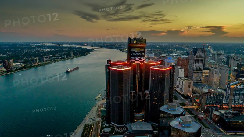Detroit is the largest and most-populous city in the U.S. state of Michigan, the largest U.S. city on the United States?Canada border, and the seat of Wayne County