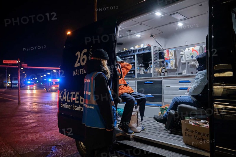 Germany, Berlin, 25 November 2018, cold bus of the Berlin City Mission, homeless people on the bus, City Mission employee, Karla Kopernik, Europe
