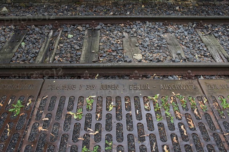 Commemoration of the deportation of Jews to Auschwitz and other camps during the Nazi regime, Gleis 17 memorial site, former Grunewald goods station, Charlottenburg-Wilmersdorf district, Berlin, Germany, Europe