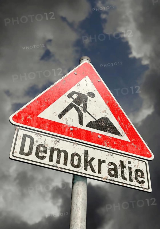 Symbolic image on the topic of democracy in crisis