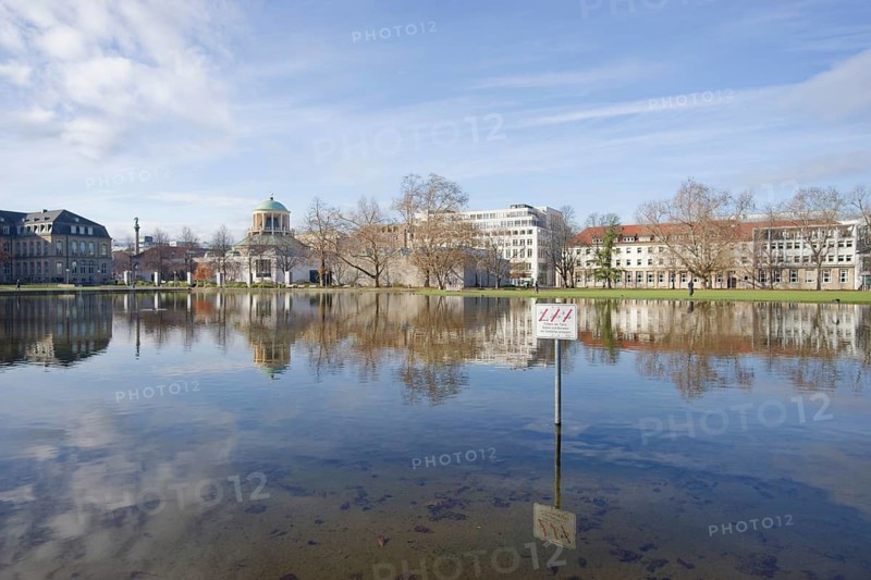 Eckensee in the castle park, castle, park, municipal park, Stuttgart, Germany, Europe