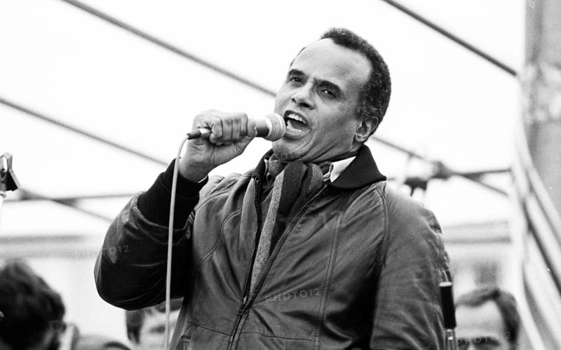 More than 300, 000 people attended the largest peace demonstration in Germany to date in Bonn's Hofgarten in October 1981. Harry Belafonte, Germany, Europe