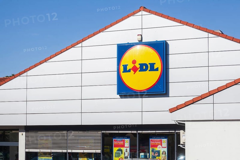 Logo on a supermarket, discounter Lidl, Germany, Europe