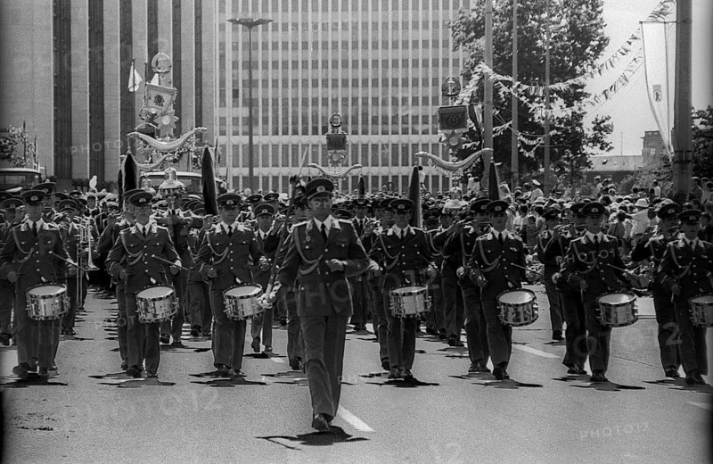 GDR, Berlin, 04. 07. 1987, parade for the 750th anniversary of Berlin, NVA marching band