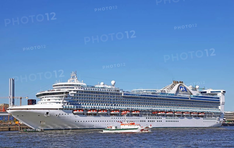 Kreuzfahrtschiff Caribbean Princess beim 827. Hafengeburtstag in Hamburg, 2016, Cruiser Caribbean Princess at 827th Birthday of the Port of Hamburg 2016, Germany, 5th May 2016, Europe