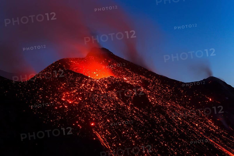 Stromboli, Lipari Islands, eruption, lava, eruption, volcanic eruption, Italy, Europe