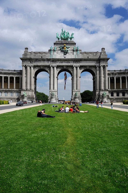 Arc de Triomphe in the Jubilee Park, Parc du Cinquantenaire, Brussels, Belgium, Europe