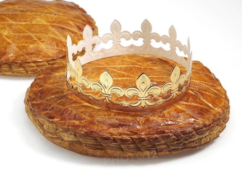 GALETTE DES ROIS, FRENCH ROYAL CAKE FOR THE FEAST OF THE THREE KINGS