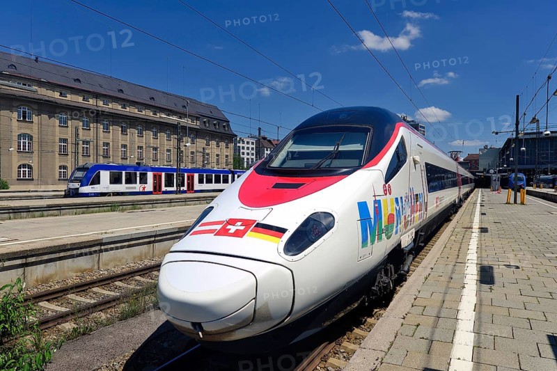 EuroCity train Munich Zurich, type ETR 610 of SBB, Munich main station, Munich, Bavaria, Germany, Europe