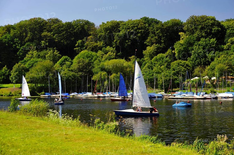 Boats on Lake Kemnader, Bochum-Stiepel, Ruhr Area, North Rhine-Westphalia, Germany, Europe