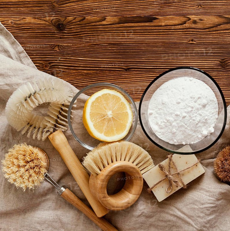Top view brushes baking soda
