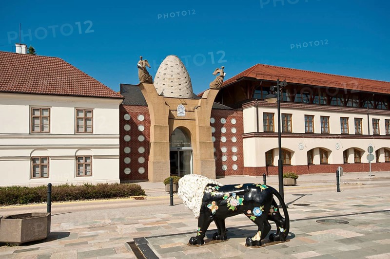 Herend Porcelain Manufactory, Herend, Hungary, Europe