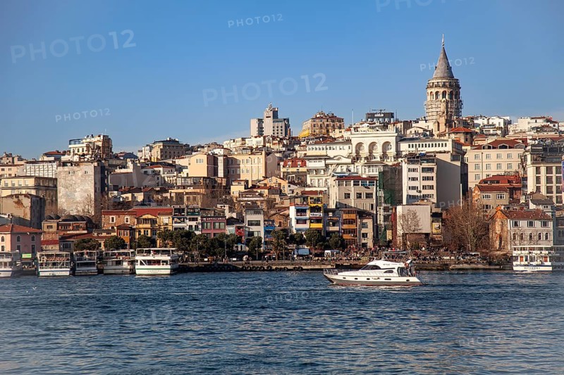 Galata Tower in Beyoglu, overlooking the Golden Horn, Istanbul, european side, Turkey, Europe, Asia