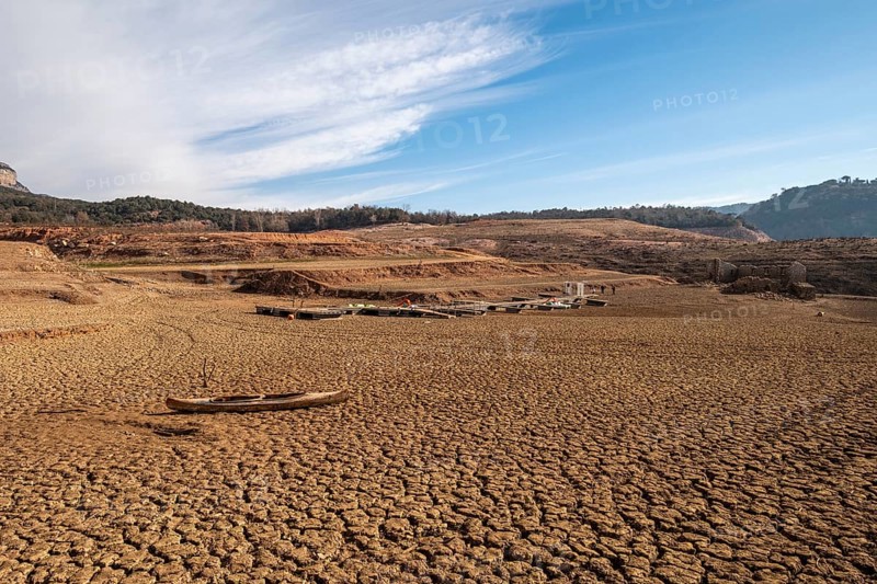 Landscape of ecological tragedy in the Panta de Sau reservoir with four percent of water capacity in the worst drought in the history of Catalonia in Spain