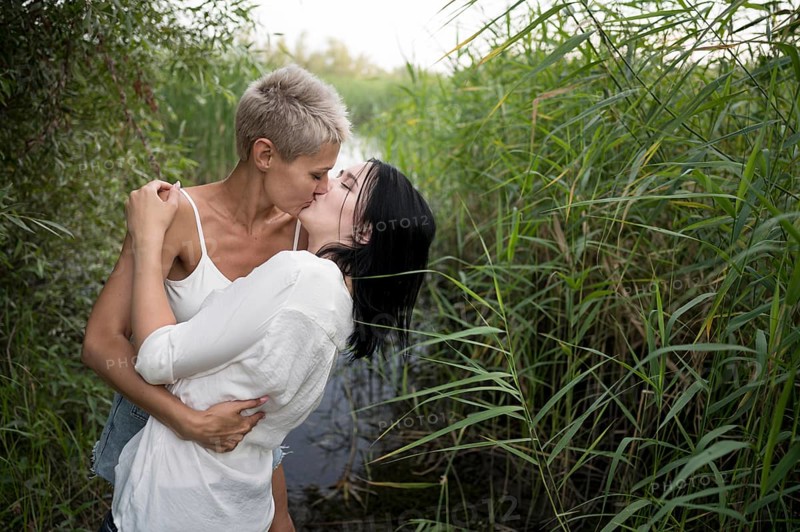 Lesbian couple kissing