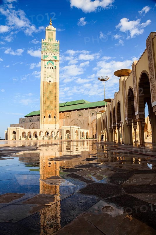 Great hassan II mosque and reflection in casablanca, morocco