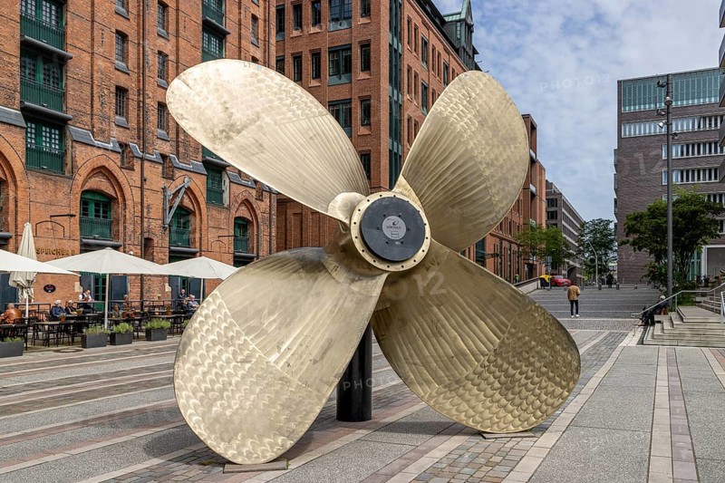 Ship's propeller in front of the International Maritime Museum Hamburg, Hamburg Speicherstadt, UNESCO World Heritage Site, Hanseatic City of Hamburg, State of Hamburg, Northern Germany, Germany, Europe