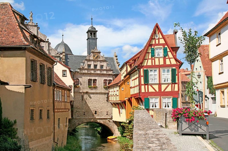 Half-timbered houses and town hall, Malerwinkel, Marktbreit, Bavaria, Brückenrathaus, Germany, Europe