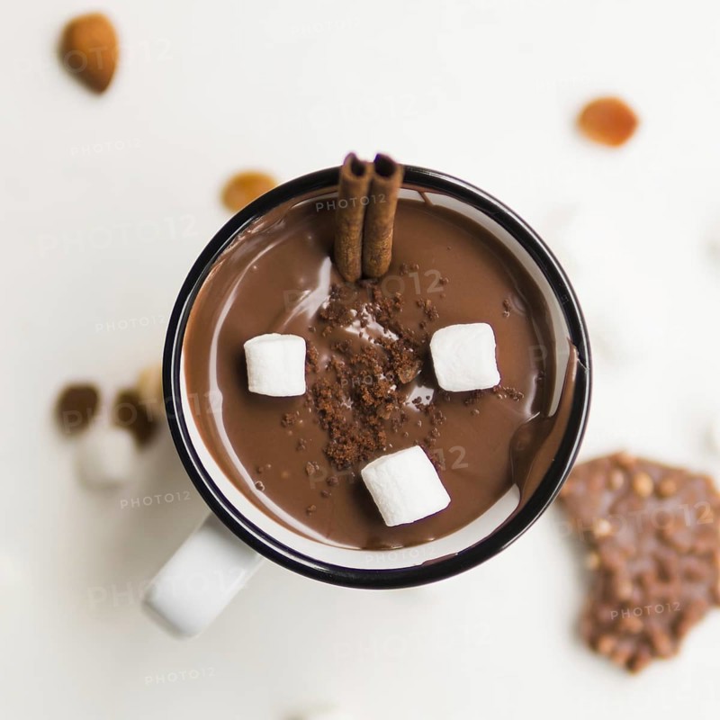 Hot chocolate with tubules marshmallow