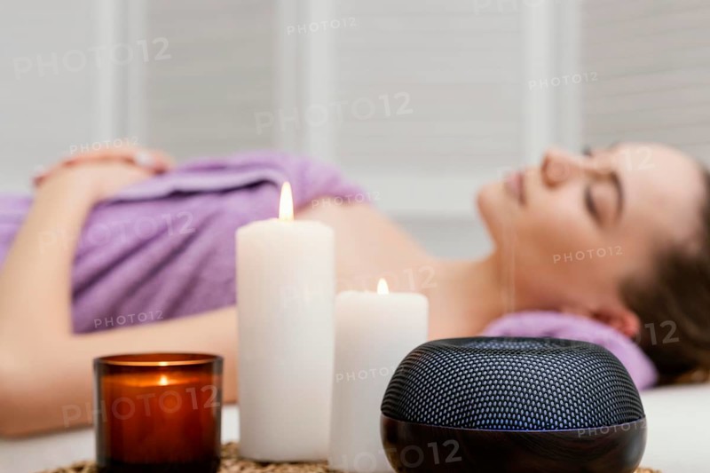 Close up blurry woman therapy