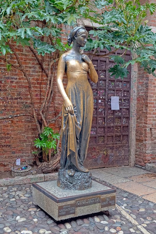 Statue of Juliet, Verona, Veneto, Regione del Veneto, Casa di Giulietta, Italy, Europe