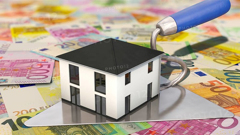 Symbolic image on the topic of construction costs, construction financing, construction loan, home financing