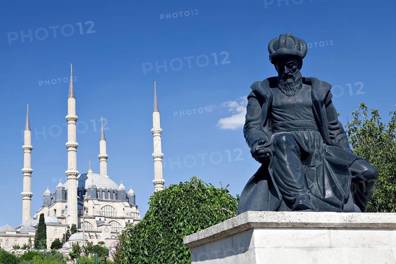 Turkey, Edirne, Selimiye Mosque and statue of the architect Mimar Sinan. The UNESCO World Heritage Site of the Selimiye Mosque, built by Mimar Sinan in 1575, Asia