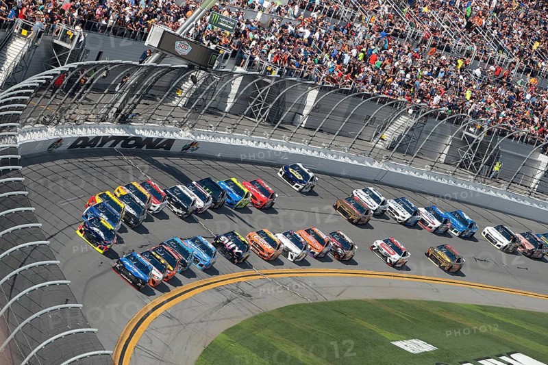February 17, 2019, Daytona Beach, Florida, USA: The Monster Energy NASCAR Cup Series teams take to the track for the Daytona 500 at Daytona International Speedway in Daytona Beach, Florida
