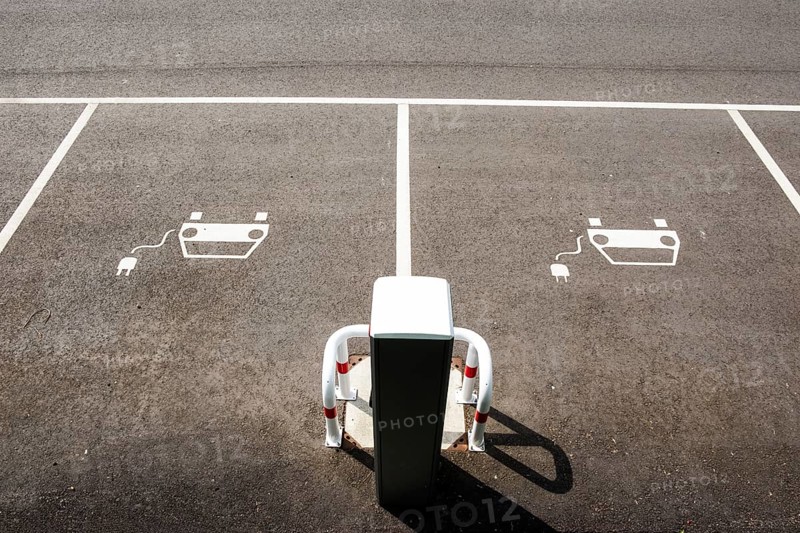 Car park with charging stations for e-cars, pictogram, Düsseldorf, Germany, Europe