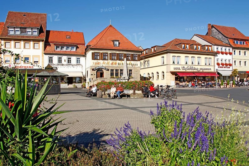 Market square, historic restaurant Hotel Schlundhaus, Bad Königshofen, Lower Franconia, Bavaria, Germany, Europe