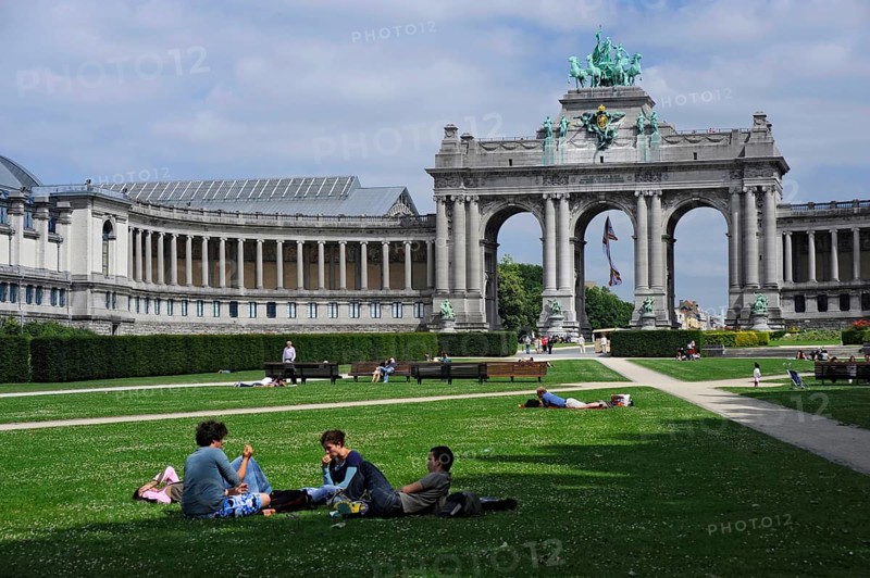 Arc de Triomphe in the Jubilee Park, Parc du Cinquantenaire, Brussels, Belgium, Europe