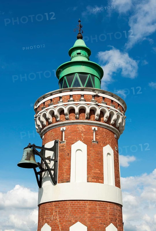 Lighthouse Kaiserschleuse Ostfeuer, also called Pingelturm, Bremerhaven, Bremen, Germany, Europe