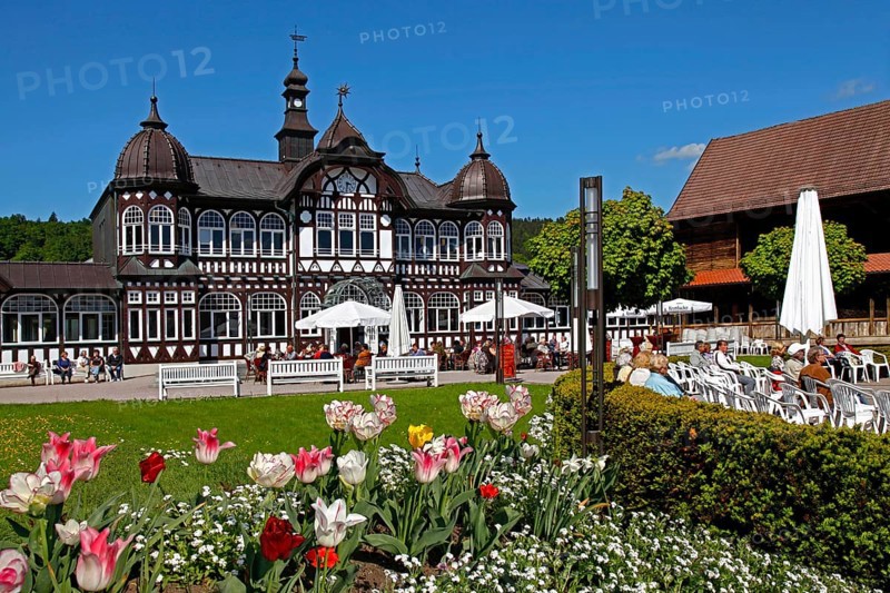 Spa garden, middle building of the graduation house, graduation house, Bad Salzungen, Wartburgkreis, Thuringia, Germany, Europe