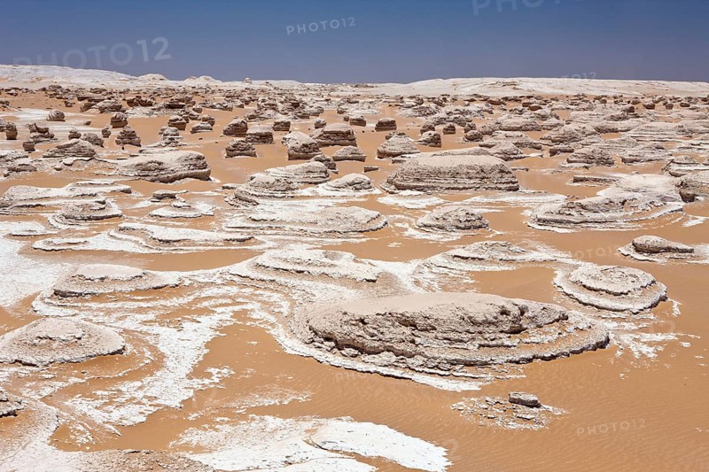 Limestone formations, White Desert National Park, Qasr el-Farafra, Libyan Desert, Egypt, Africa