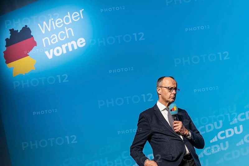 New Year's reception of the CDU with chancellor candidate Friedrich Merz in Künzelsau. The Federal Chairman of the CDU and Chairman of the CDU-CSU parliamentary group spoke to an audience of 2000 at the Carmen Würth Forum. Portrait during his speech on stage. Künzelsau, Baden-Württemberg, Germany, Europe