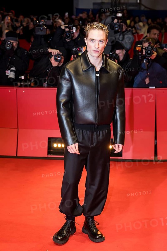 Robert Pattinson on the red carpet at the Special Gala of the film Mickey 17 at the 75th Berlinale at the Theater am Potsdamer Platz in Berlin on 15.02.2025