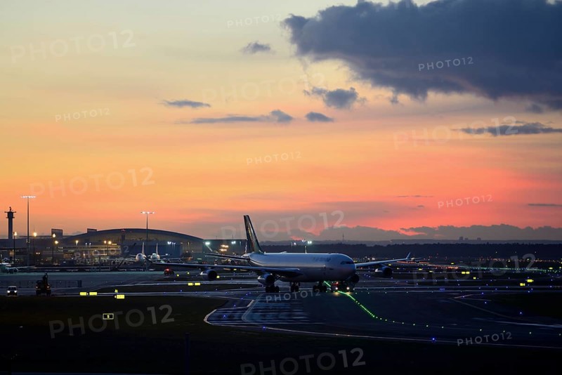 Frankfurt Airport Taxiway