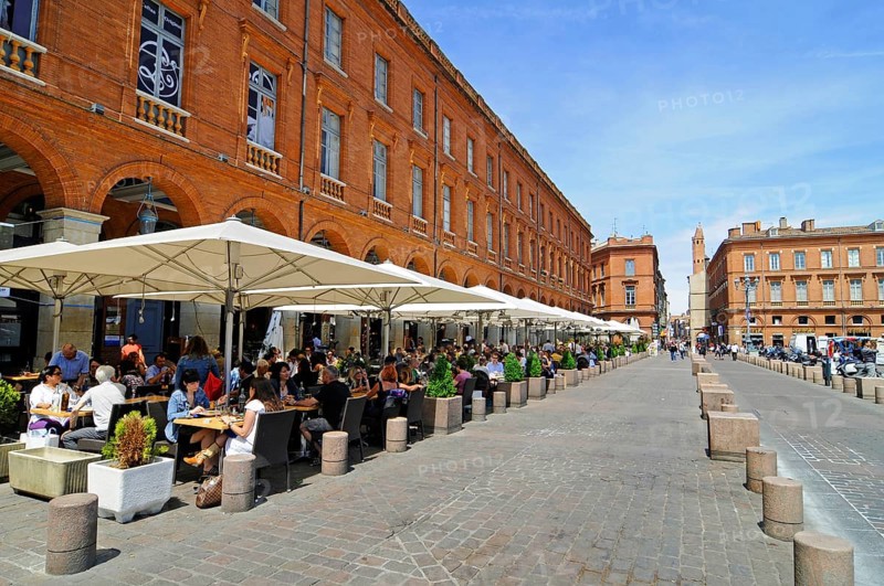 Place du Capitole, Toulouse, Haute-Garonne department, Midi-Pyrenees, France, Europe