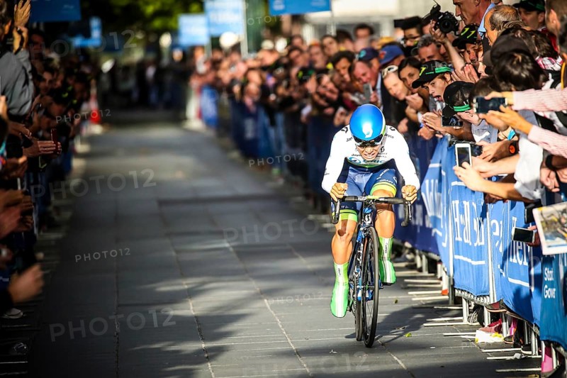 MELBOURNE, AUSTRALIA, FEBRUARY 3: Caleb Ewan of ORICA-GreenEDGE nears the finish of the Prologue stage on the first day of the Jayco Herald Sun Tour 2016