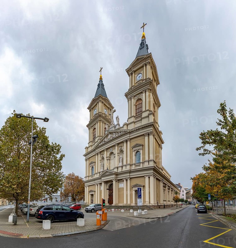 A picture of the Cathedral of the Divine Saviour on a cloudy day (Ostrava)